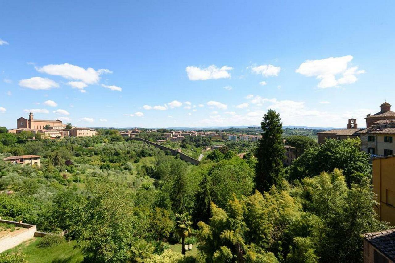 Penthouse In Siena Near Piazza Del Campo Appartement Buitenkant foto
